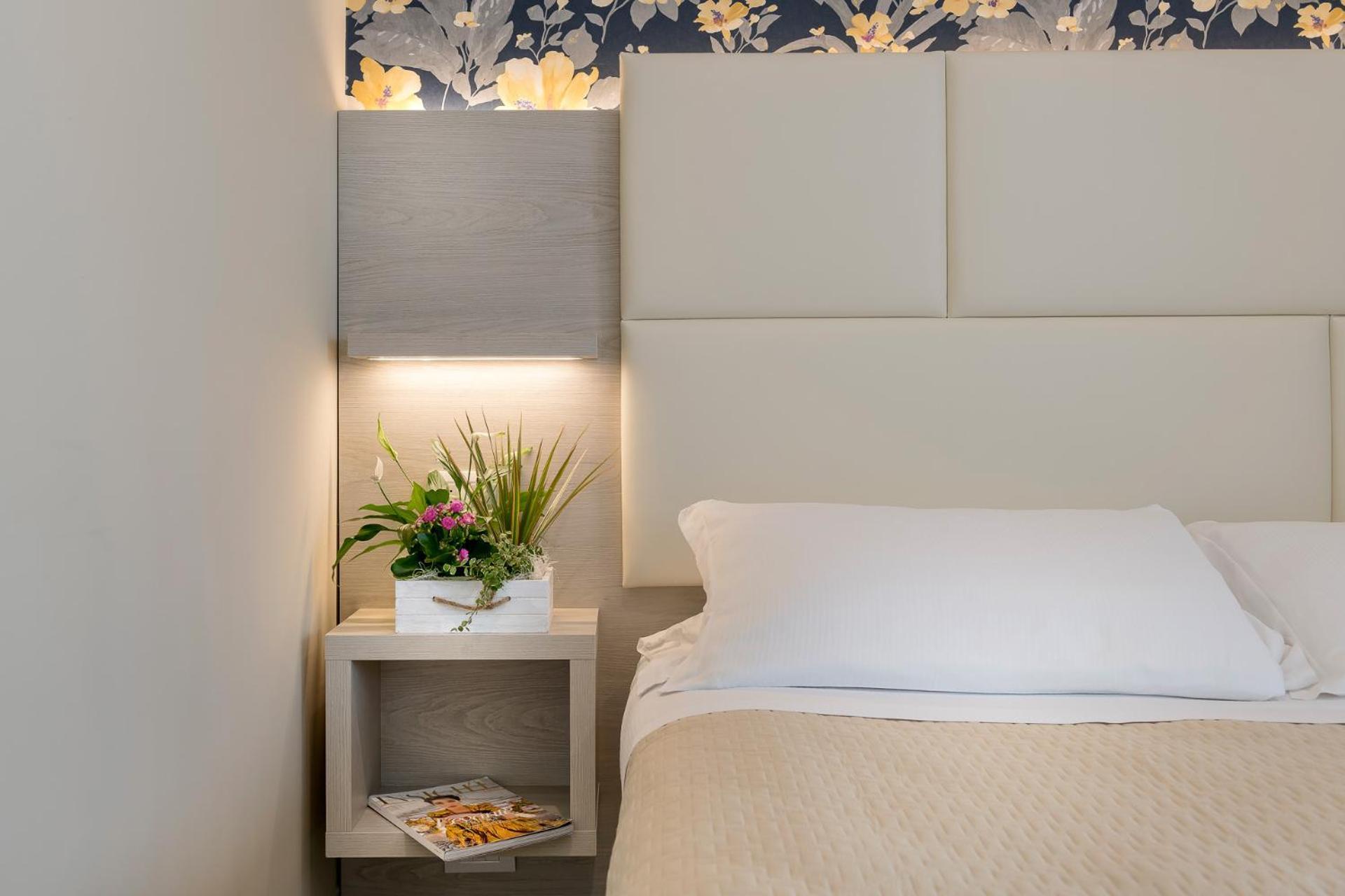 Hotel Corona Riccione Esterno foto