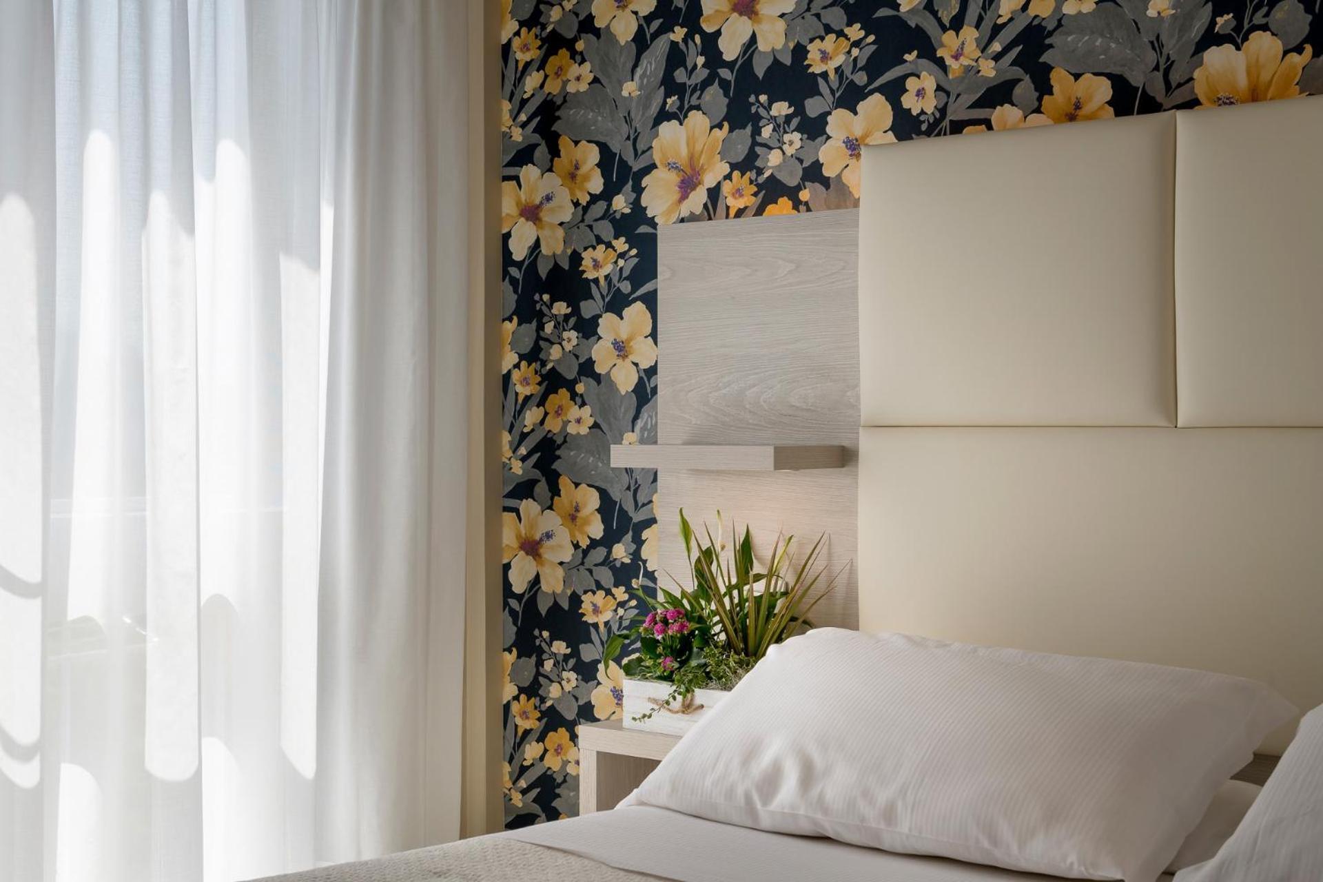 Hotel Corona Riccione Esterno foto