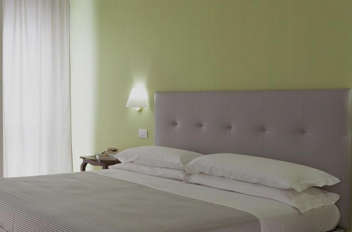 Hotel Corona Riccione Esterno foto