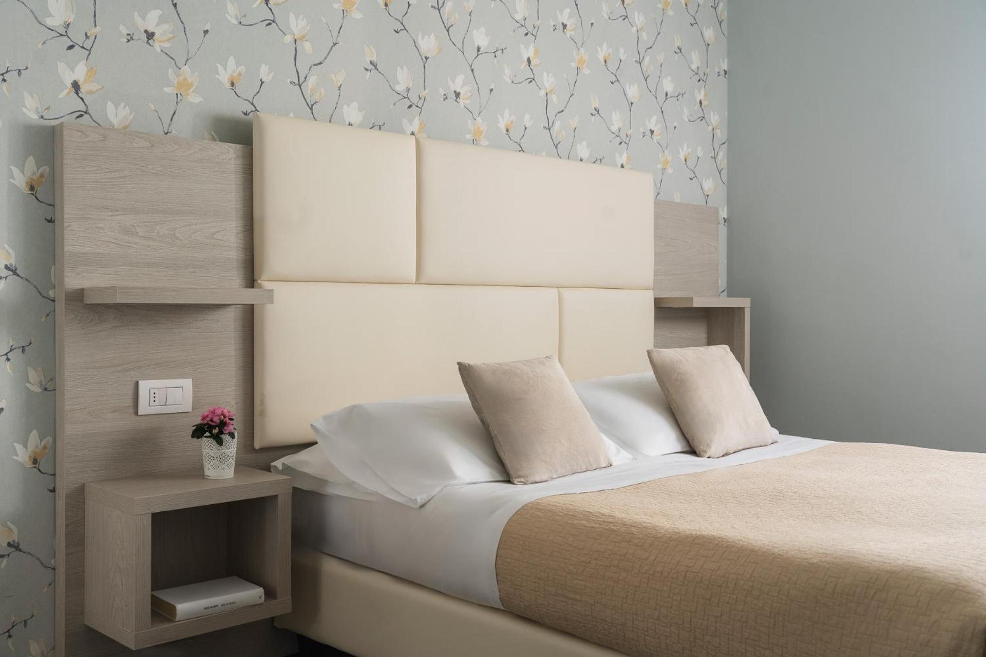Hotel Corona Riccione Esterno foto